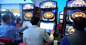 Slot-machine-e-scommesse-se-il-gioco-d-azzardo-si-fa-piu-duro_h_partb