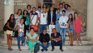 Una foto di gruppo del Leo Club Francavilla Fontana