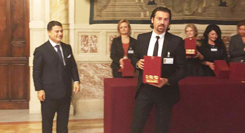 L'amministratore di Nuovarredo, Antonio Magrì, ritira il premio