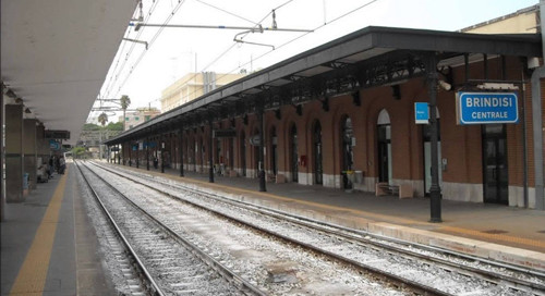 stazione ferroviaria brindisi