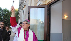 La benedizione del vescovo di Oria monsignor Pisanello